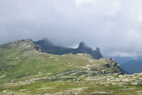 Paisagem Montanha Sul Sibéria Sayans Ergaki Ridge Hanging Stone Artistas — Fotografia de Stock