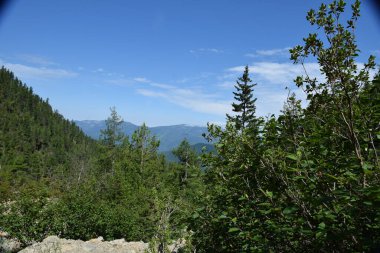 Dağ manzarası. Güney Sibirya. Sayanlar, Borus sırtı..