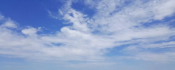 Abstrakcyjna Natura Niebo Dzień Białe Chmury Tło — Zdjęcie stockowe