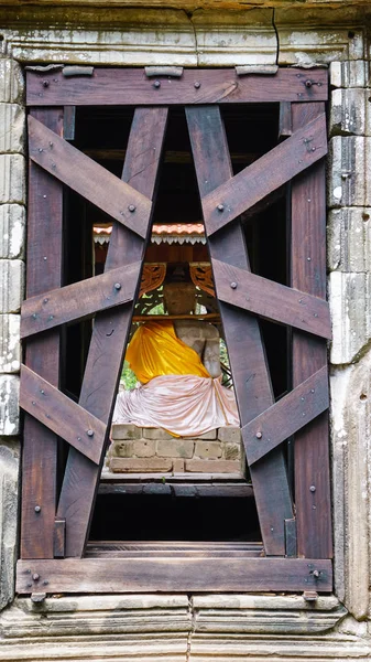 Raiz Árvore Maciça Crescendo Dos Monumentos Mais Visitados Prohm Temple — Fotografia de Stock