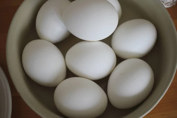 Weiße Eier Einer Schüssel — Stockfoto