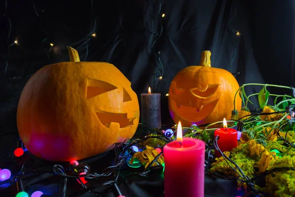 Citrouilles Halloween Avec Des Bougies Sur Fond Noir — Photo