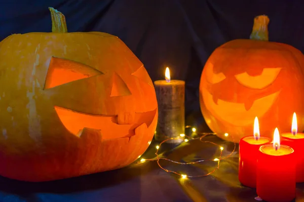 Citrouilles Halloween Avec Des Bougies Sur Fond Noir — Photo