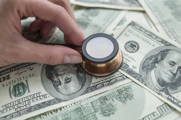 Stethoskop Auf Den Dollar Arztkosten — Stockfoto