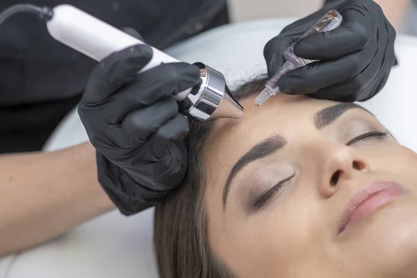 Beautiful Woman Having Facial Treatment Spa Cavitation Peeling — Stock Photo, Image