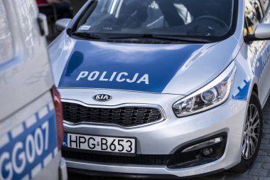 Cracow sokak / Polonya üzerinde polis arabası. 11/05/2019