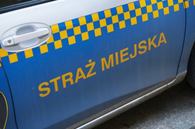 Cracow, Polonya-mayıs/11/2019 Belediye polisinin logosu.