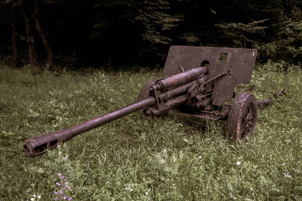 Старая Винтажная Декоративная Военная Пушка Используемая Войне — стоковое фото