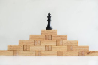 Mimari modelli ahşap blok kule, Yönetim ve strateji planı kavramı riski, büyüme iş başarı süreci ve ekip çalışması