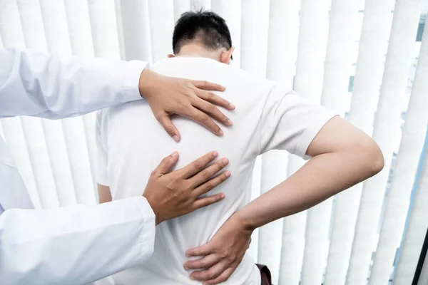 Male Patients Consulted Physiotherapists Low Back Pain Examination Treatment Rehabilitation — Stock Photo, Image