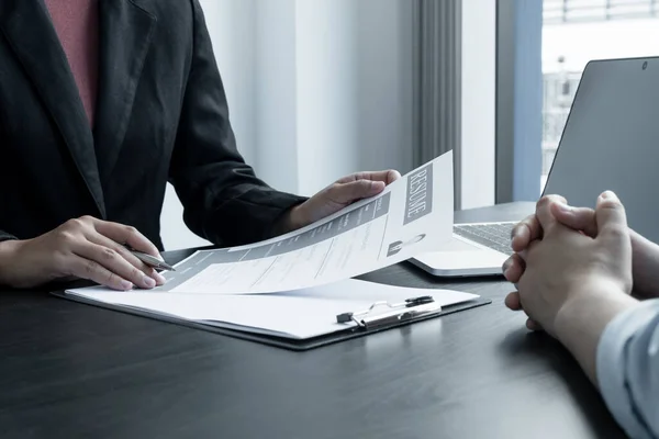 Business People Hold Resume Talk Job Applicants Job Interviews Careers — Stock Photo, Image