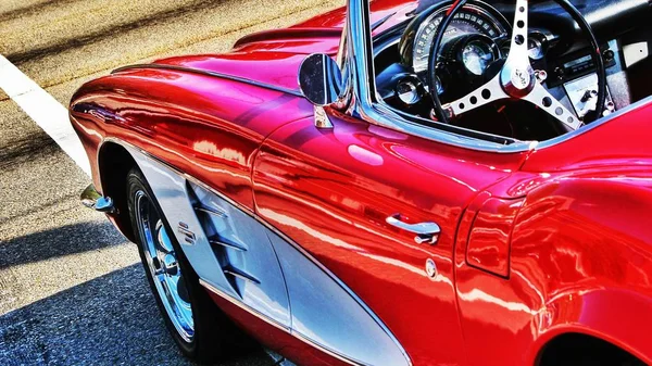 Red Vintage Corvette Its Vibrant Colors Look Great Even Canvas — Stock Photo, Image