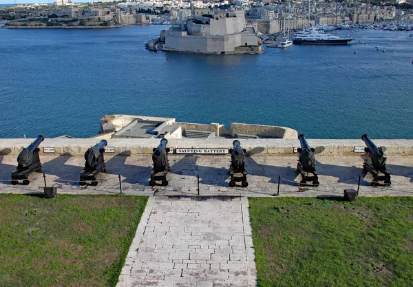 Upper Barrakkka Gardens Valletta Malta Ноября 2019 Пушки Saluting Battery — стоковое фото