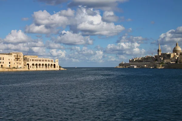 Вход Гавань Между Мысом Тигне Валлеттой Мальте — стоковое фото