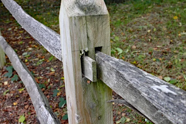 Îmbinare Simplă Într Gard Rustic Din Lemn — Fotografie, imagine de stoc