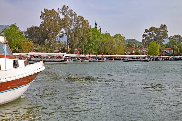 Vessels Dalyan Boat Cooperative Moored Side Dalyan River — Stock Photo, Image