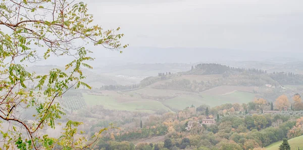 ジミニャーノ トスカーナ イタリアから美しい田園風景 — ストック写真