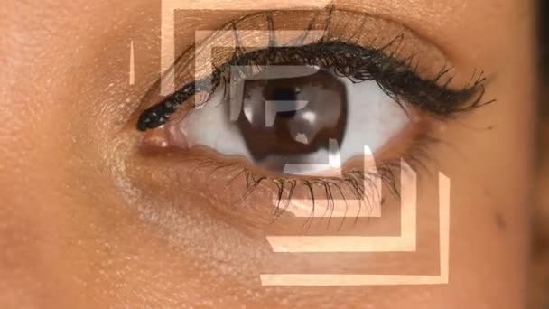 Futuristisk Optisk Gjenkjenning Kvinne – stockvideo