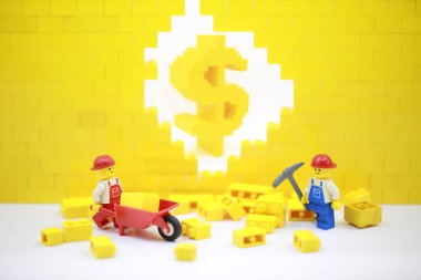 Hong Kong/Çin, 25 Mayıs 2018: Birleştirin Hong Kong.Legos farklı kümesinden Danimarka Lego Group tarafından üretilen plastik inşaat oyuncak popüler bir çizgi vardır, stüdyo çekim Lego halkı