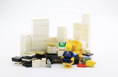 Hong Kong/Çin, 5 Temmuz 2018: Birleştirin Hong Kong.Legos farklı kümesinden Danimarka Lego Group tarafından üretilen plastik inşaat oyuncak popüler bir çizgi vardır, stüdyo çekim Lego halkı