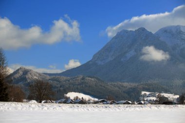 Avusturya 'daki Mhlbach am Hochknife kar dağı sıradağları