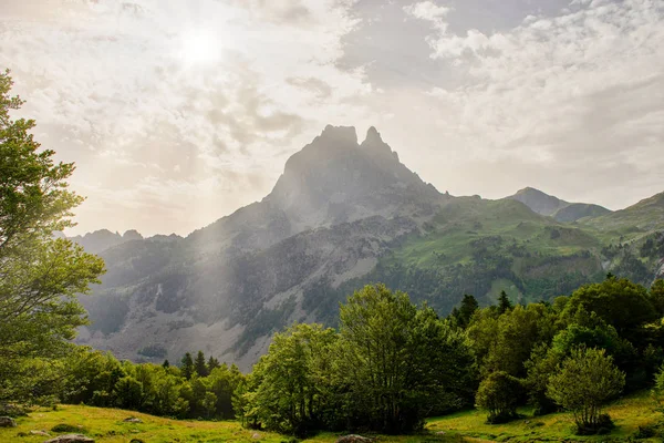 Blick Auf Den Pic Midi Ossau Den Französischen Pyrenäen — Stockfoto