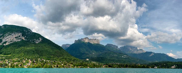 Widok Jezioro Annecy Alpach Francuskich — Zdjęcie stockowe