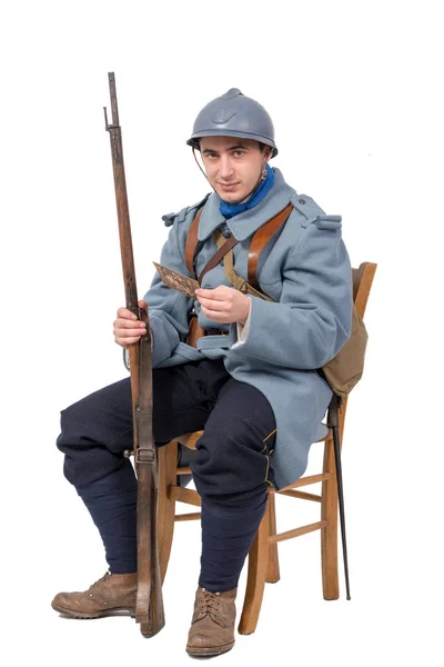 Französischer Soldat 1914 1918 Auf Stuhl Sitzend Brief Isoliert Auf — Stockfoto