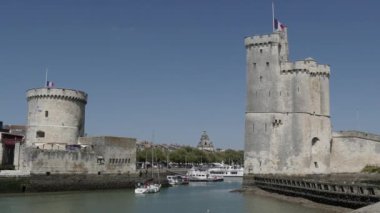 La Rochelle, Fransa - 25 Ağustos 2018 görünümü La Rochelle bağlantı noktası