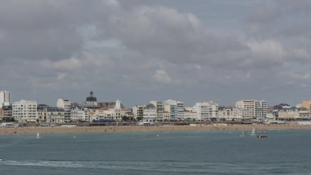 Πανόραμα Από Την Παραλία Του Les Sables Olonne Στη Γαλλία — Αρχείο Βίντεο