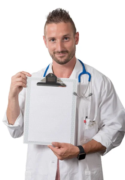 Retrato Joven Médico Mostrando Portapapeles Blanco —  Fotos de Stock