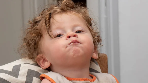 Retrato Menino Engraçado — Fotografia de Stock