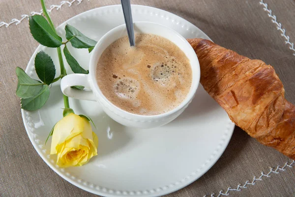 Café Manhã Europeu Com Leite Croissants — Fotografia de Stock