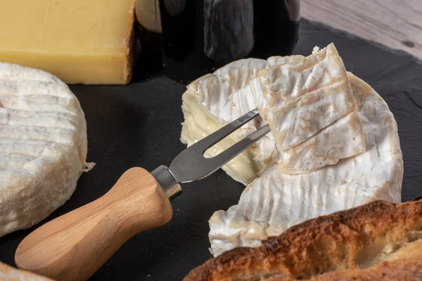 Ein Camembert Käse Traditionelle Normandie Französisch Mit Brot — Stockfoto