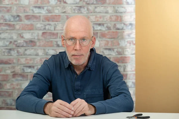 Portrait Senior Man Beard Glasses — Stock Photo, Image