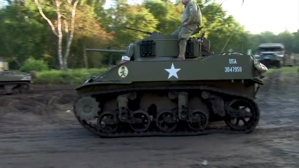 Toon Voor Enactment Van Ww2 Amerikaanse Militaire Voertuigen — Stockvideo