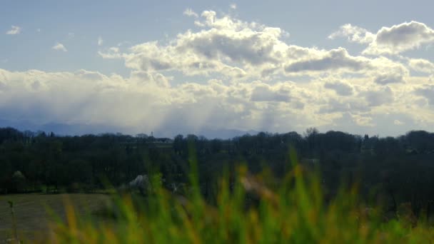 Landschap Van Het Platteland Pyreneeën Achtergrond Met Bewolkte Hemel — Stockvideo