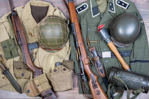 Världskriget två militära amerikanska och tyska utrustning — Stockfoto