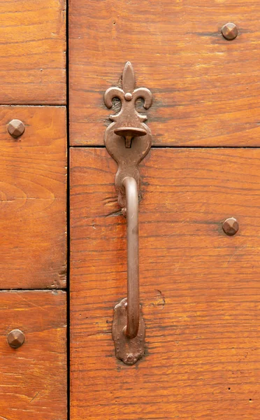 Old door handle — Stock Photo, Image