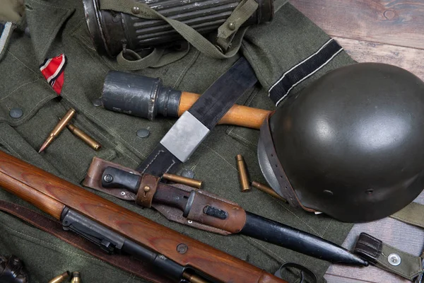 Fondo vintage con equipo de campo del ejército alemán. ww2 —  Fotos de Stock