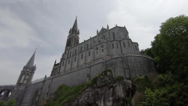 Lourdes Frankrike Maj 2019 Utsikt Över Basilikan Lourdes Frankrike — Stockvideo