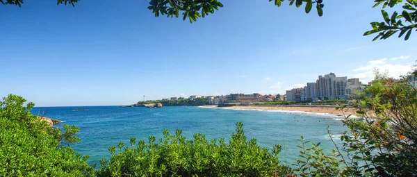 Vista sulla spiaggia di Biarritz, città basca francese — Foto Stock