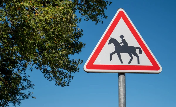 Frans verkeersbord met paard — Stockfoto