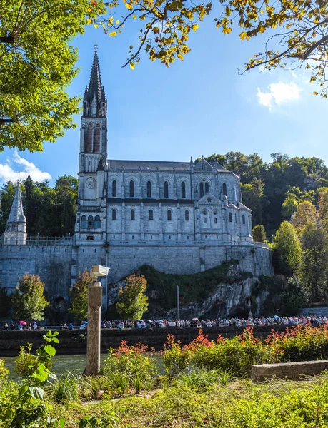 Vue de la basilique de Lourdes, France — Photo