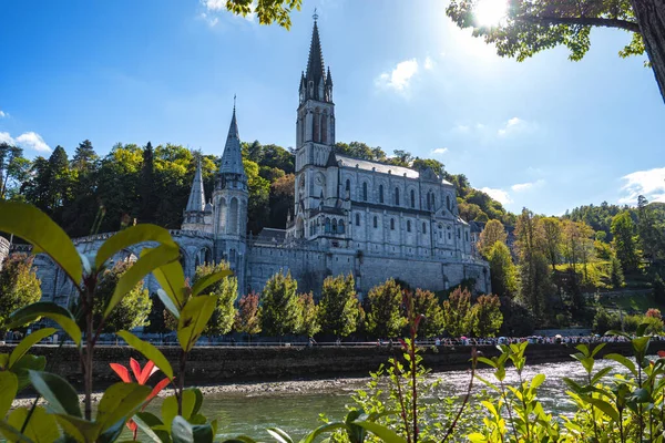 Vue de la basilique de Lourdes, France — Photo