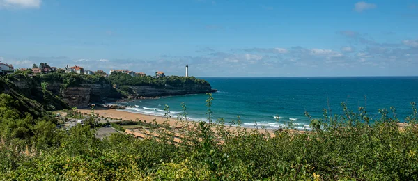 Plage d'Anglet avec le ligthouse de Biarritz — Photo