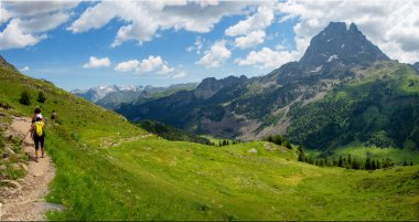 Pic du Midi Ossau Fransız Pirenesi dağlarında