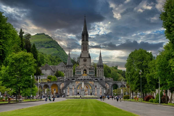 Una Vista Basílica Lourdes Francia — Foto de Stock