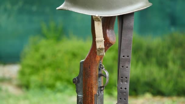 Croix Champ Bataille Symbole Soldat Américain Déchu Fusil Avec Casque — Video