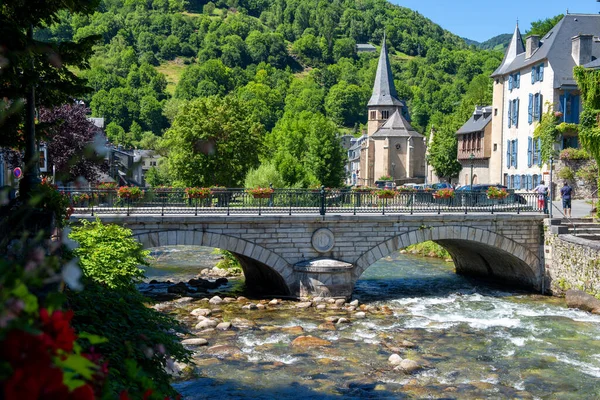 Torrent Nel Villaggio Arreau Pirenei Montagne Sud Della Francia — Foto Stock